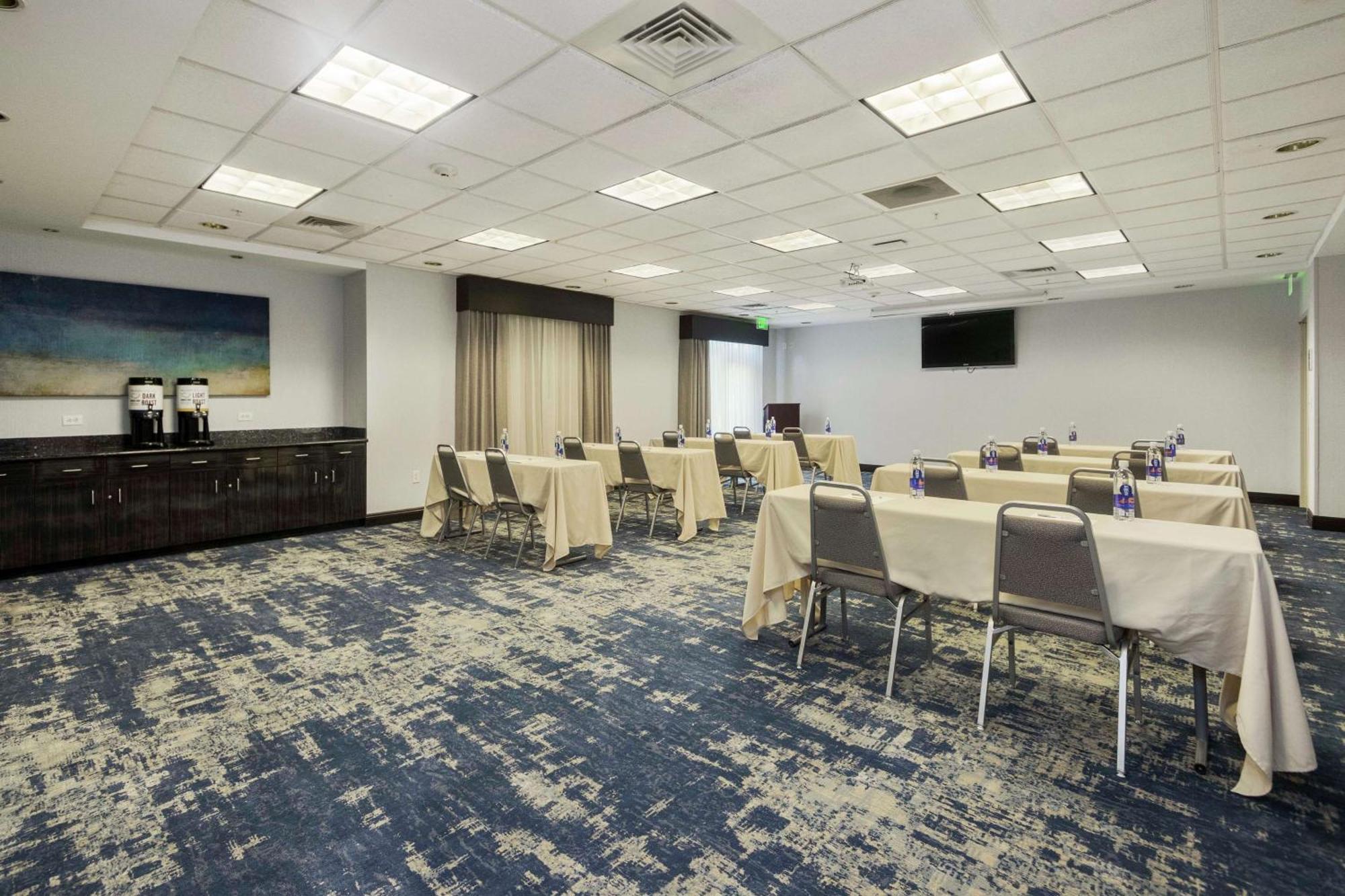 Hampton Inn & Suites Orlando-Apopka Forest City Exteriör bild
