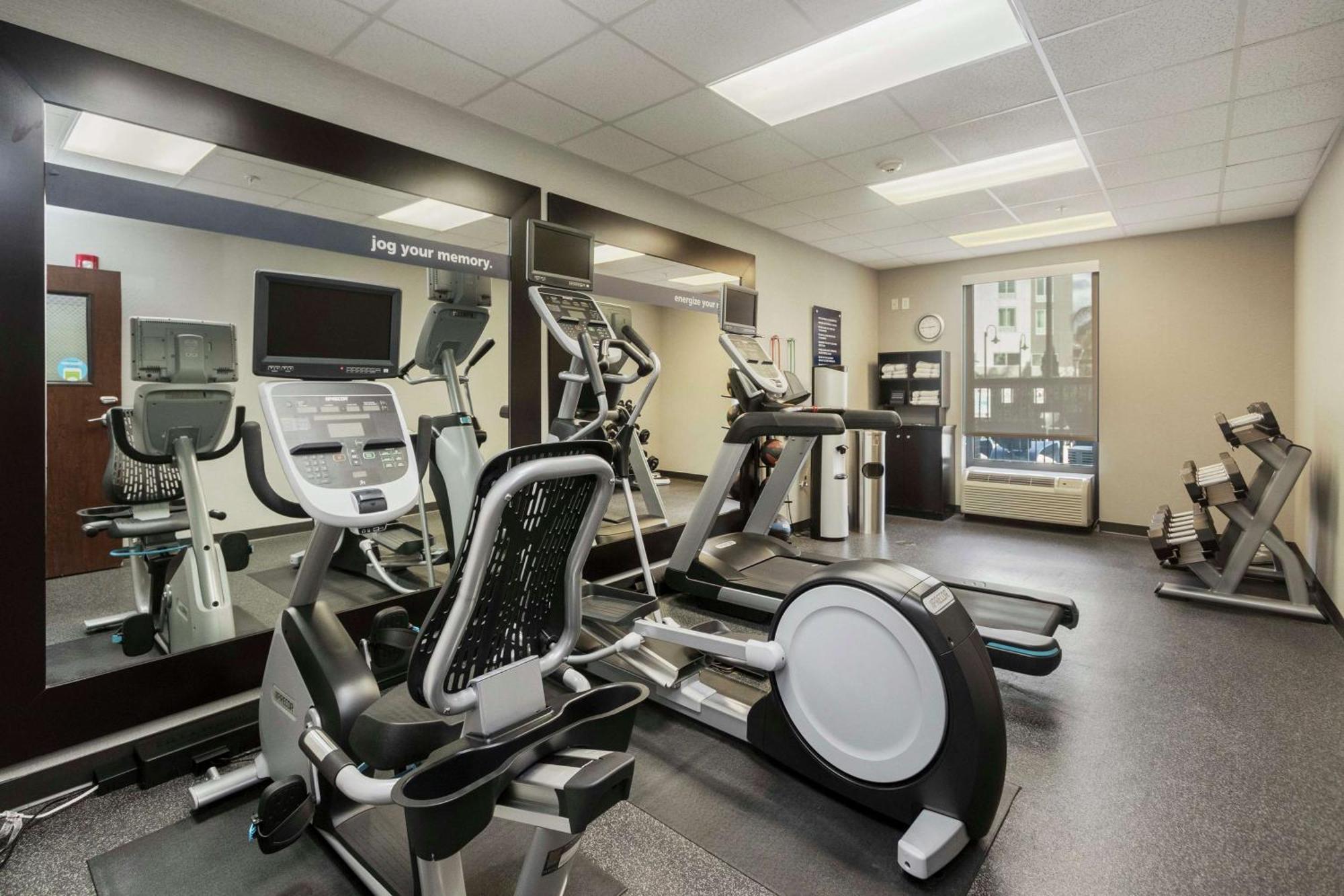 Hampton Inn & Suites Orlando-Apopka Forest City Exteriör bild